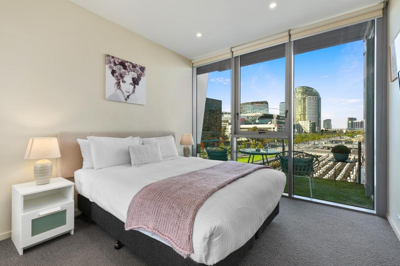 Docklands Private Collection - Newquay Aparthotel Melbourne Exterior photo