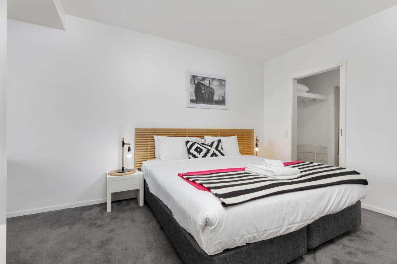 Docklands Private Collection - Newquay Aparthotel Melbourne Exterior photo