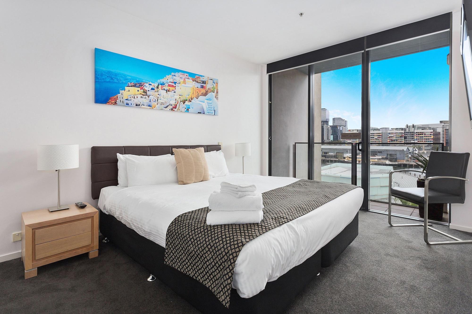 Docklands Private Collection - Newquay Aparthotel Melbourne Exterior photo